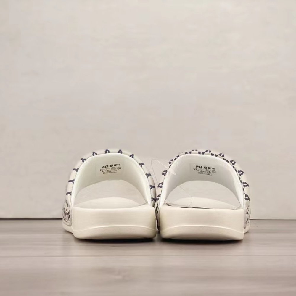 MLB slippers - Picture 4 of 6